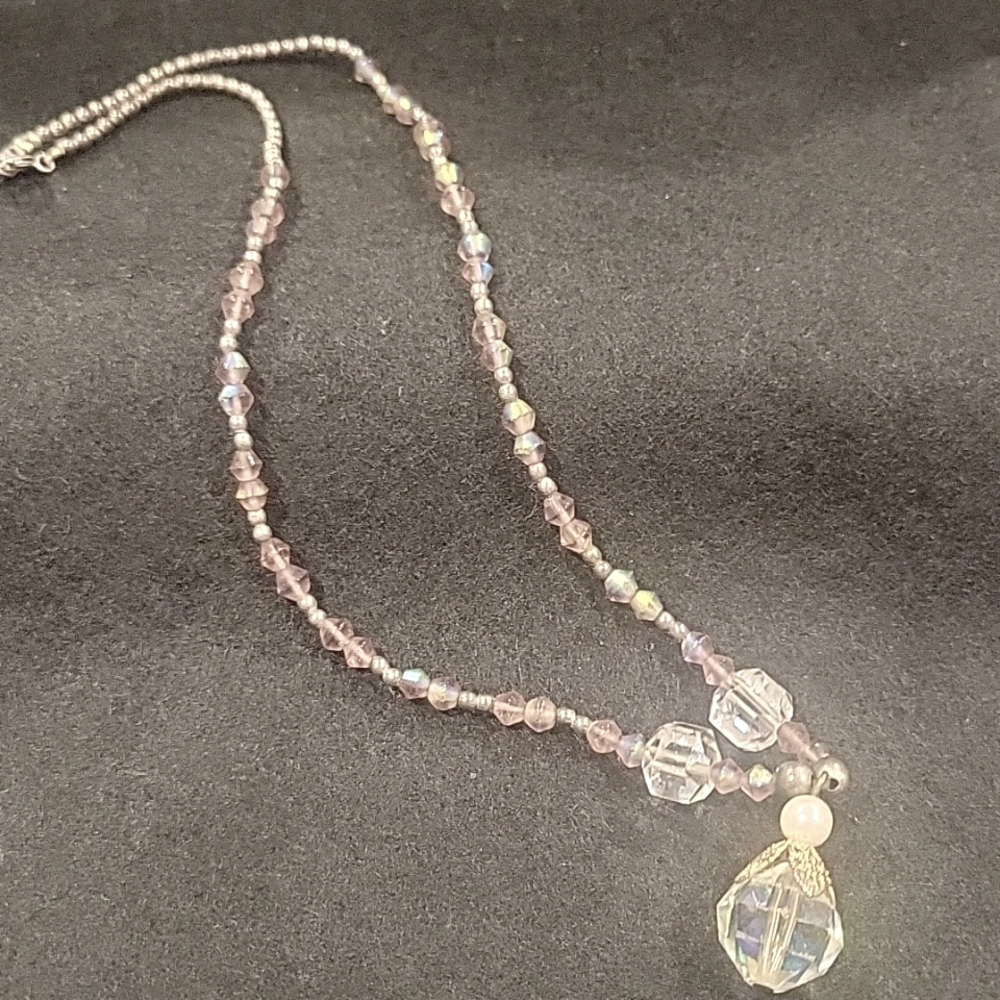 Elegant Crystal Beaded Necklace - Picture 1 of 6